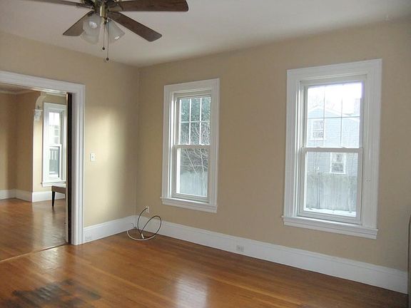 3rd image of 381 N Franklin St #1