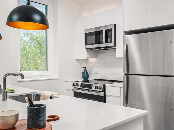 126 Sandford Street image 4 of 30