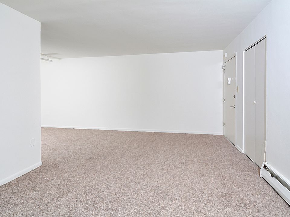 Hillside Pointe Apartment Homes 2610 Philadelphia Pike Claymont DE