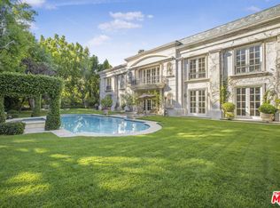 9742 Wendover Dr, Beverly Hills, CA 90210