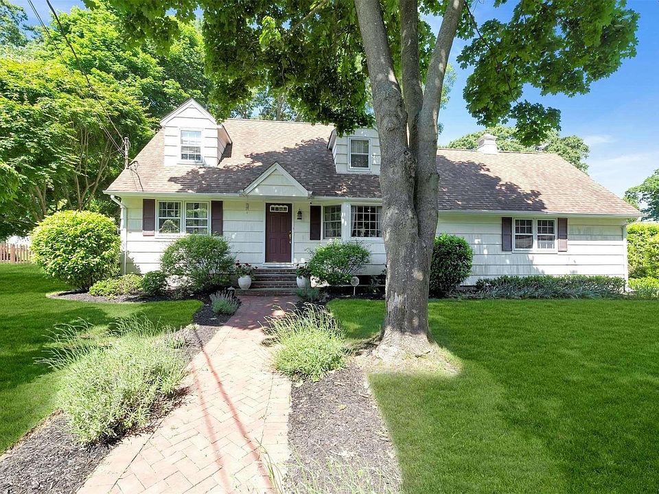 1st image of 2 Southwood Drive