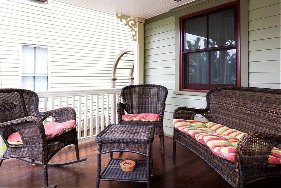71 Delaware Ave — Photo 2