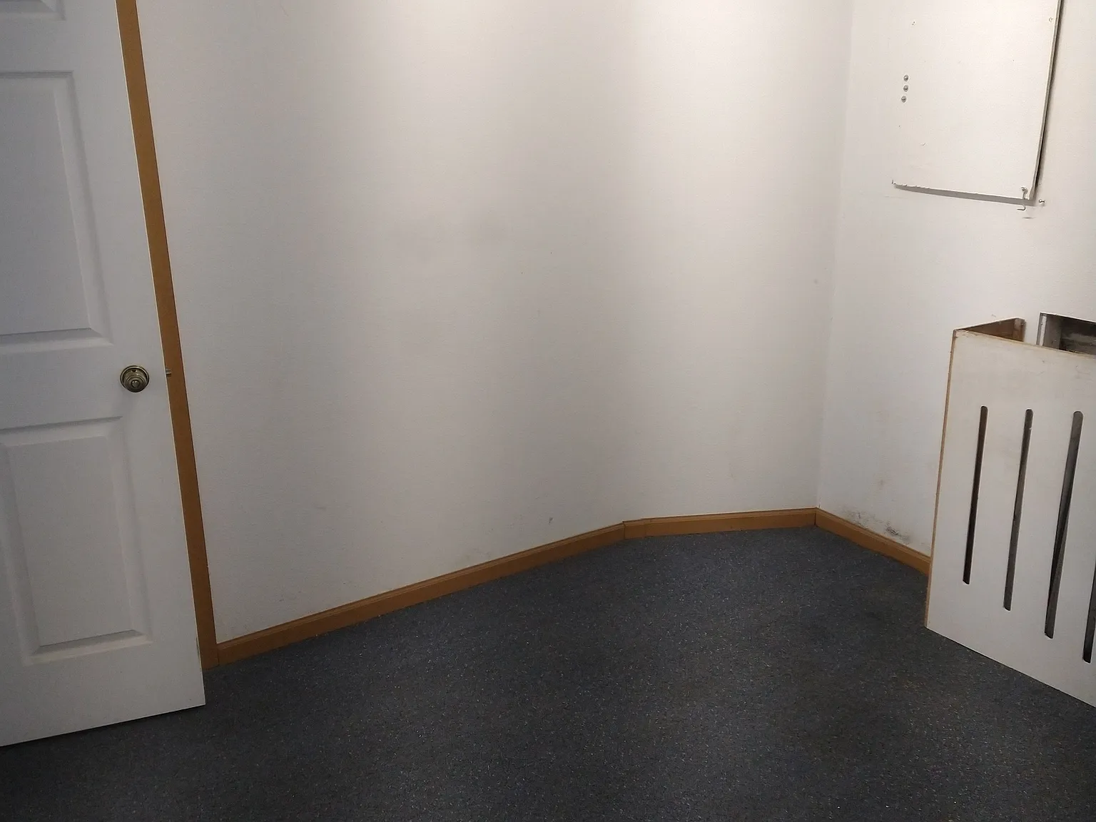 1216 Willis Ave — Photo 3