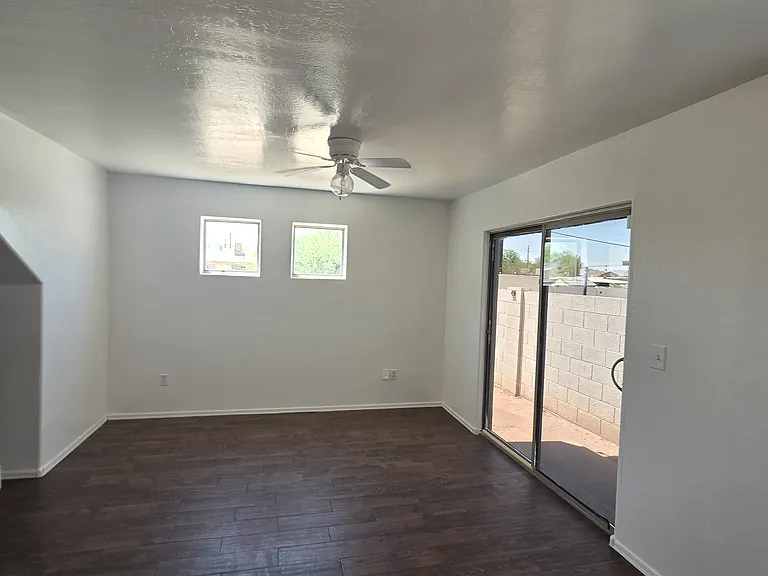 5010 S 28th St #2 — Photo 1