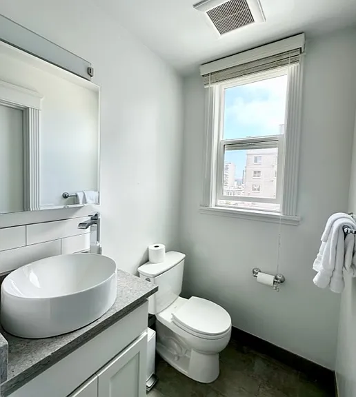 1507 California St #213 — Photo 3