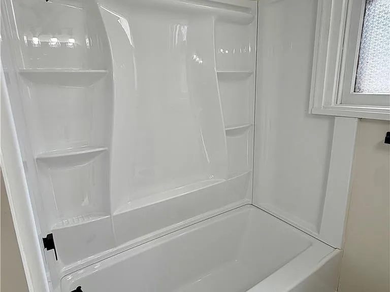 129 N Ellsworth St — Photo 12