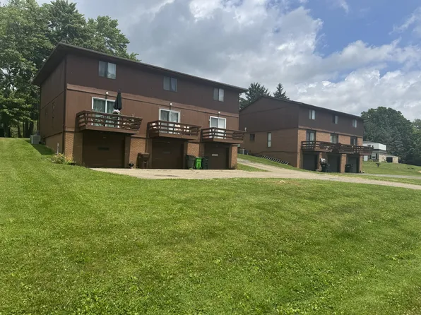 7463 Seymour St NW #1, Massillon, OH 44646