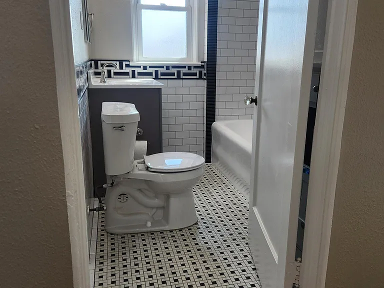 5737 Goodwin Ave — Photo 11