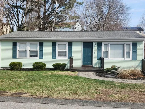 171 Totman Rd, Lowell, MA 01854