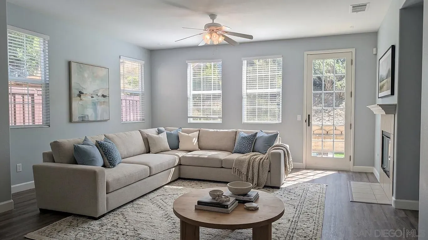 5 bed, 4.0 bath, 3448 sqft, $5,000 — Photo 2