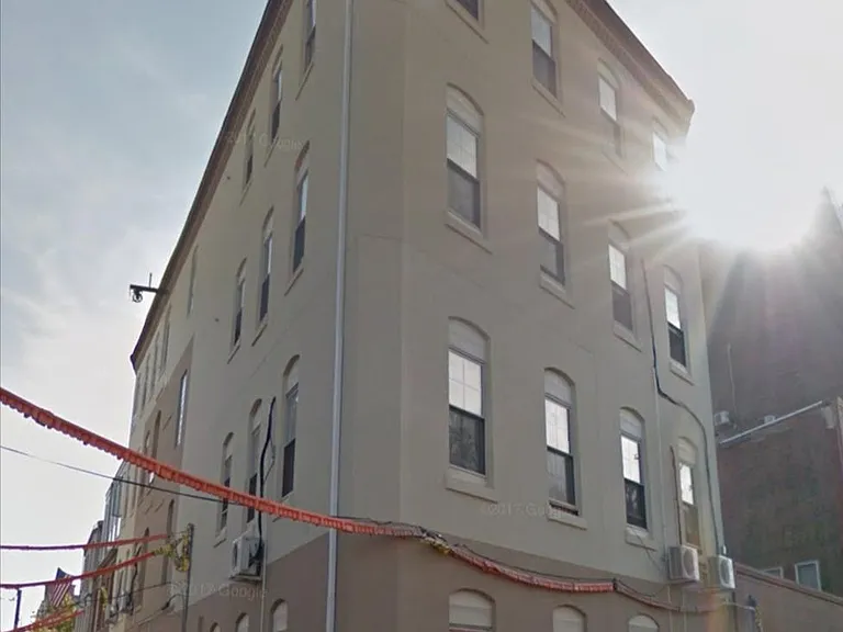 1020 Hamilton St #4 — Photo 1