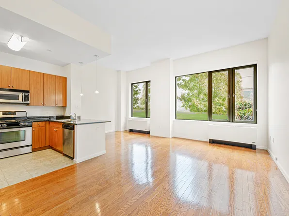 455 Main St APT 1E, New York, NY 10044