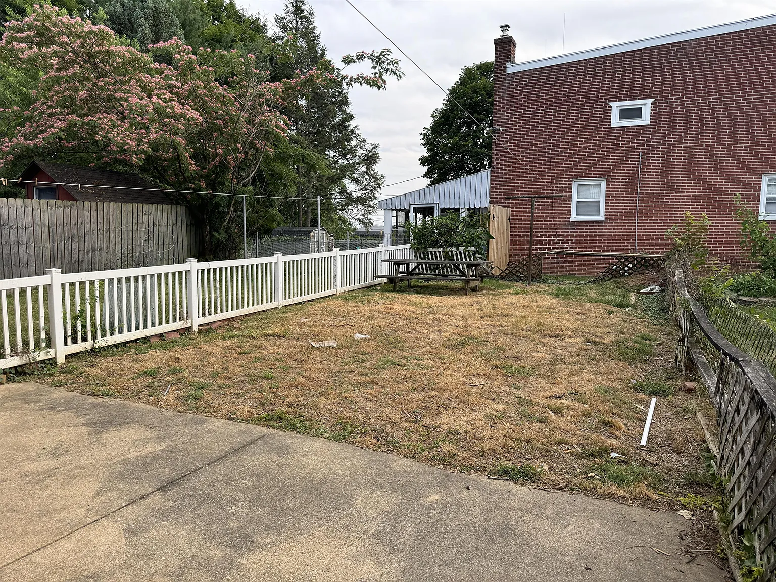 40 Fairview Avenue - 1 — Photo 3