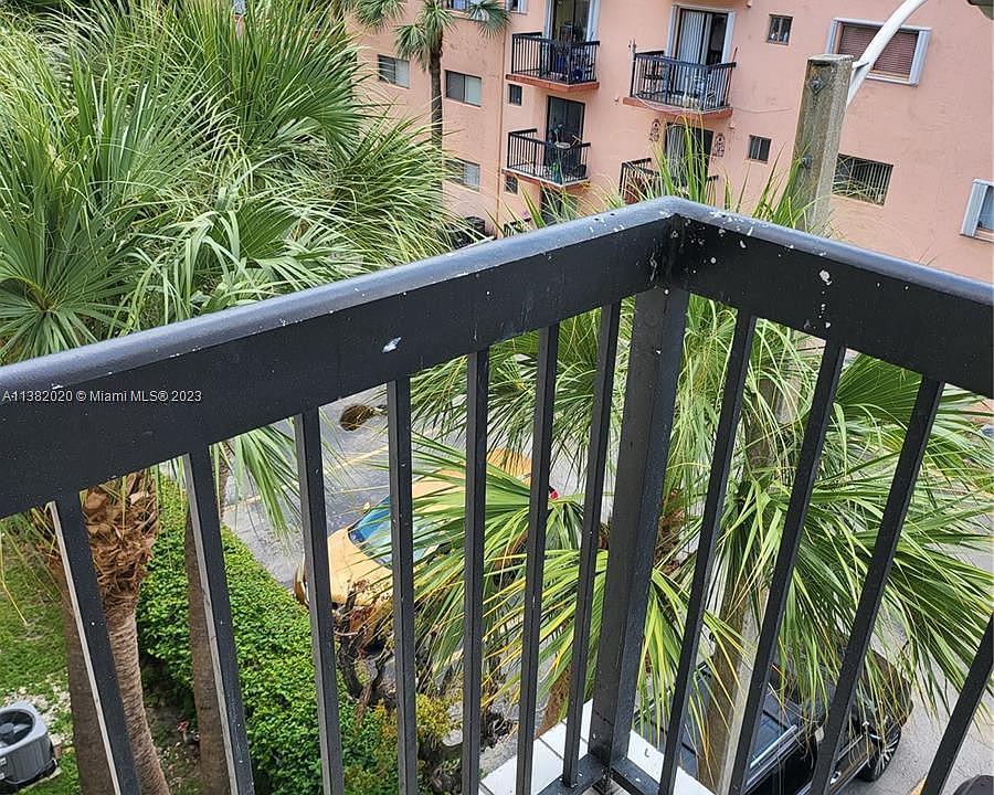 1st image of 5400 W 21st Ct APT 405