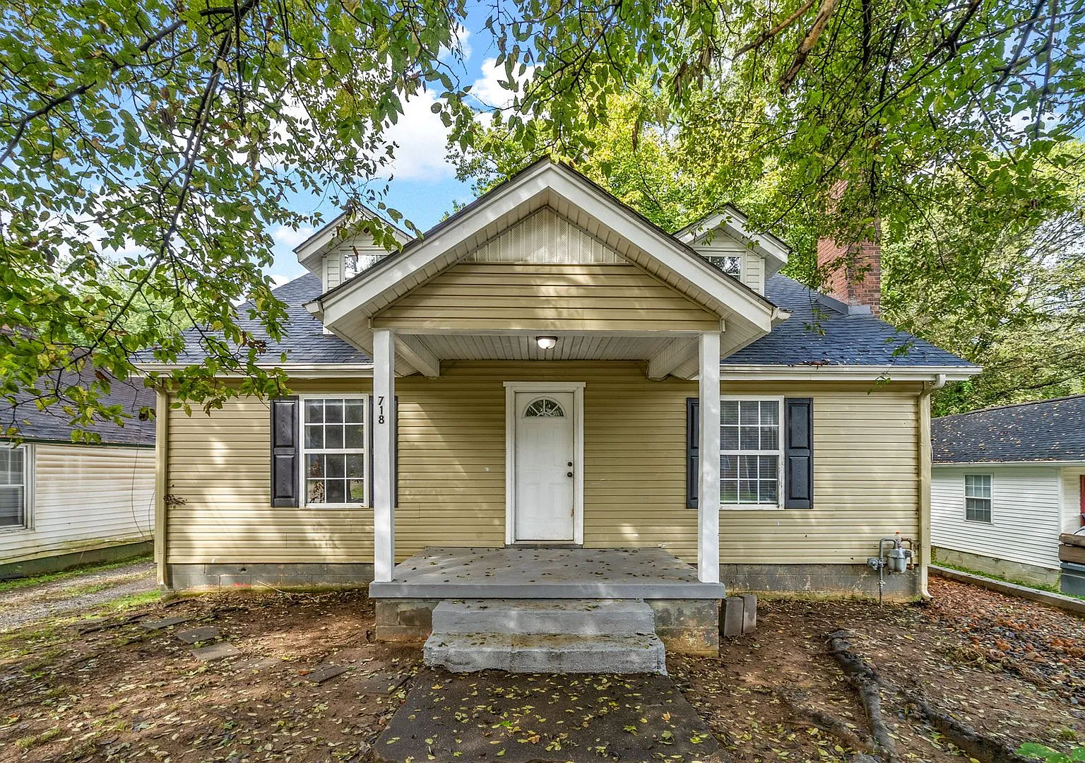 718 Central Avenue — Photo 1