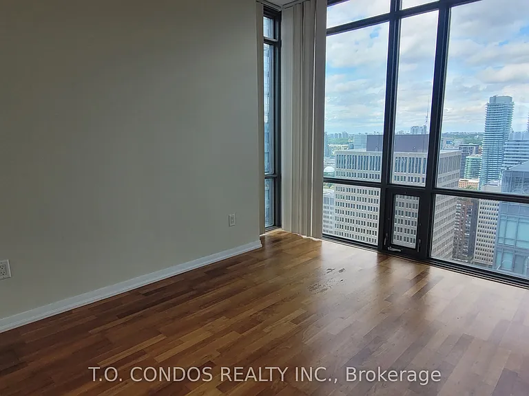 38 Grenville St #3801 — Photo 7