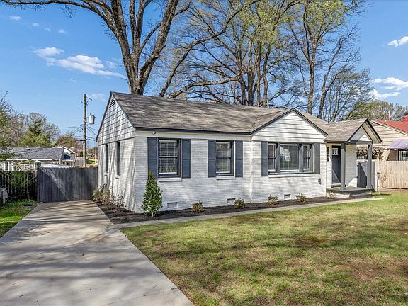 3rd image of 3890 Lytle Cir