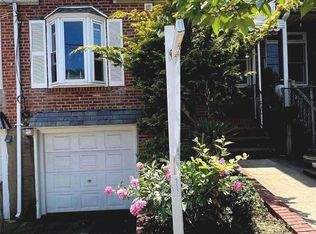 76-04 58th Rd, Flushing, NY 11379