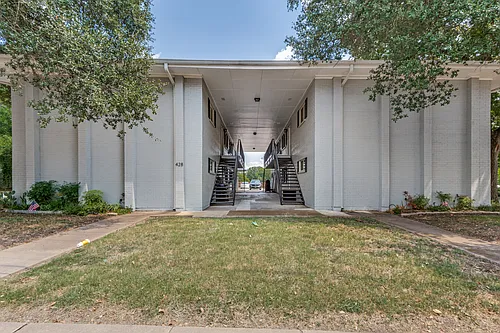 428 N Dallas Ave #7 Photo 1