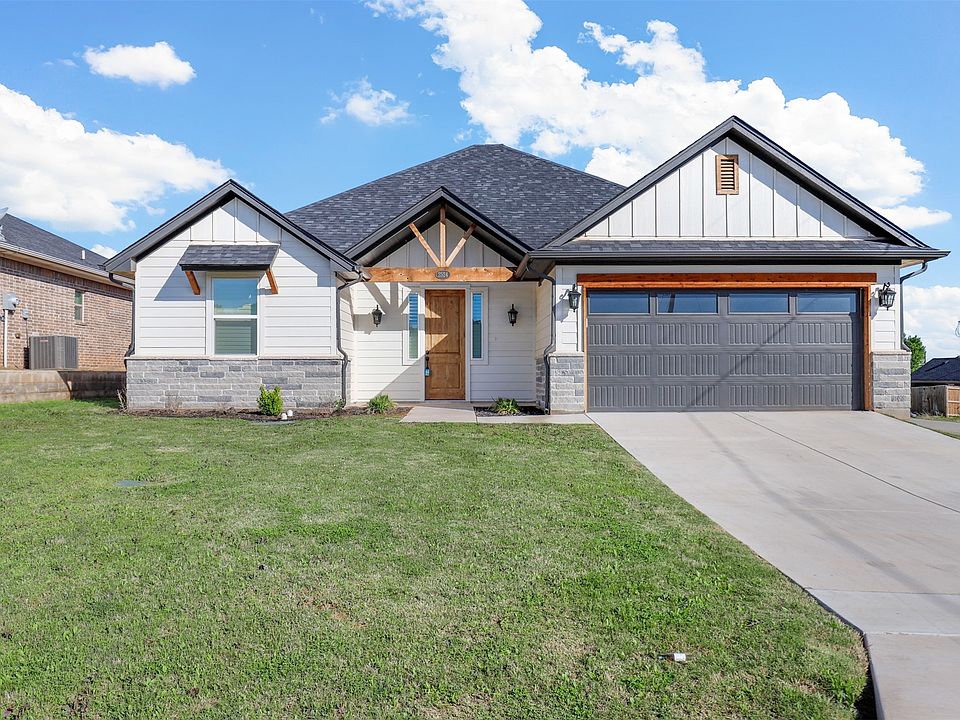 1st image of 2524 Creek Dr
