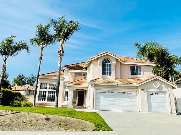 3-Car driveway, 2 available garage spaces, and plenty of street parking. Corner home, please only park on street parking surrounding property.