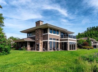 1814 Silver Cliff Rd, Two Harbors, MN 55616