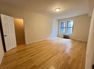 118-65 Metropolitan Ave #1L, Kew Gardens, NY 11415