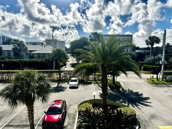 951 De Soto Rd APT 326, Boca Raton, FL 33432