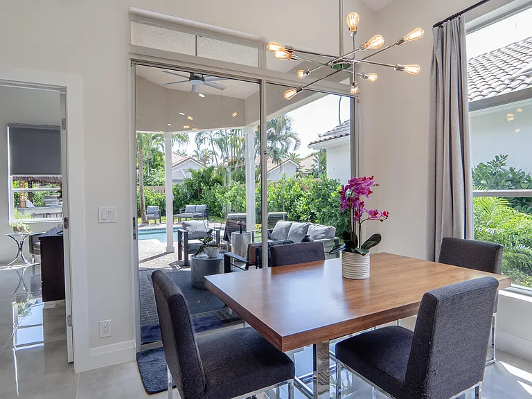 6670 NW 27th Ave — Photo 41