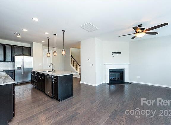 3rd image of 6708 Berewick Commons Pkwy