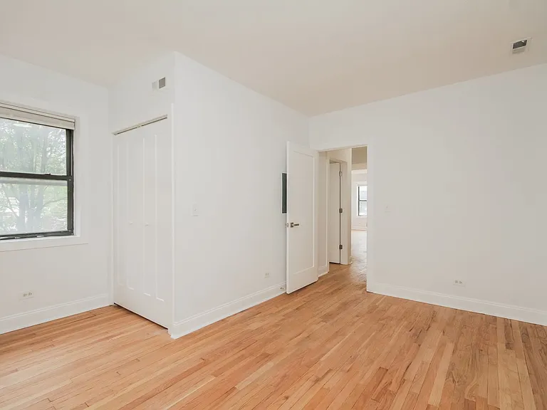 37 SQUARE APARTMENTS — Photo 31