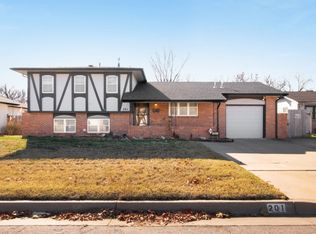 201 W 30th St S, Wichita, KS 67217