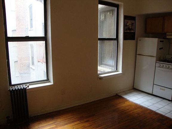 2nd image of 246 Bradhurst Ave APT 7