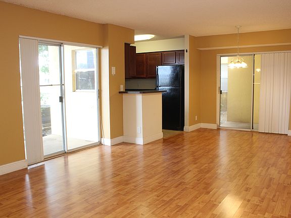3rd image of 7620 Westwood Dr APT 205