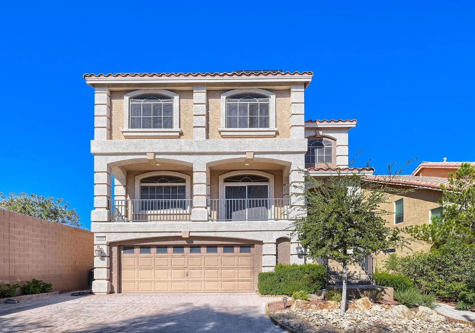 5 Bedroom Home with Solar Panels in Southwest Las Vegas — Photo 1