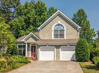 5349 Monarch Pine Ln, Peachtree Corners, GA 30071