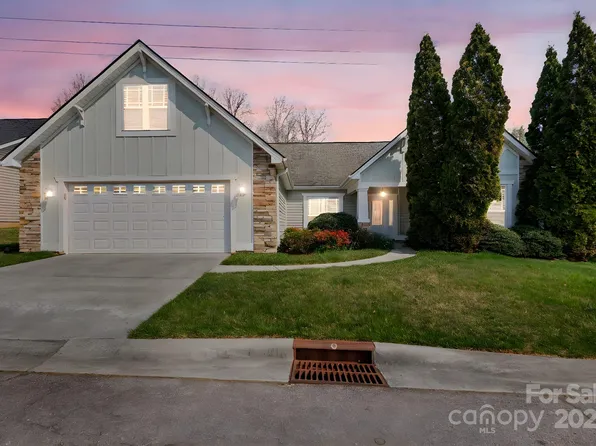 41 Sunview Cir, Arden, NC 28704