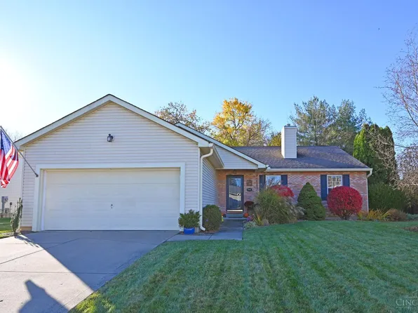 7901 Ravenwood Ln, Maineville, OH 45039