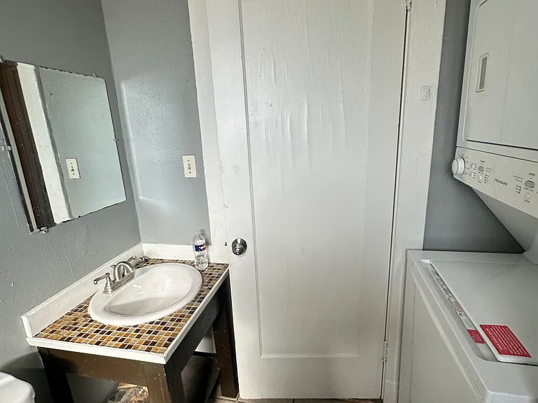 3708 Loyola Ave #3708 — Photo 16