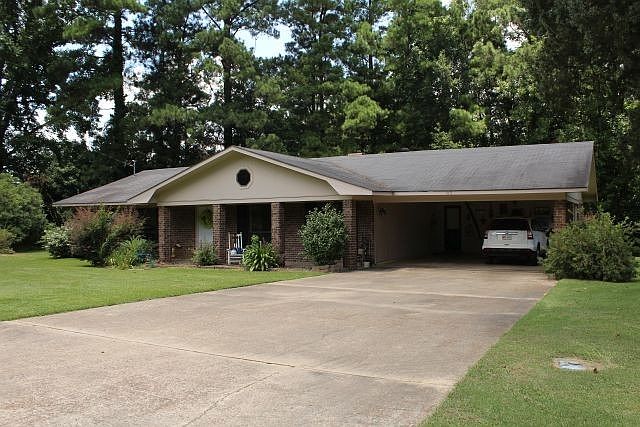 1st image of 115 Navarro Ct