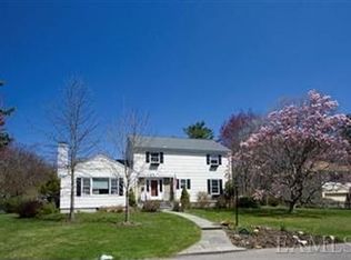1 Trailsend Ln, Rye, NY 10580