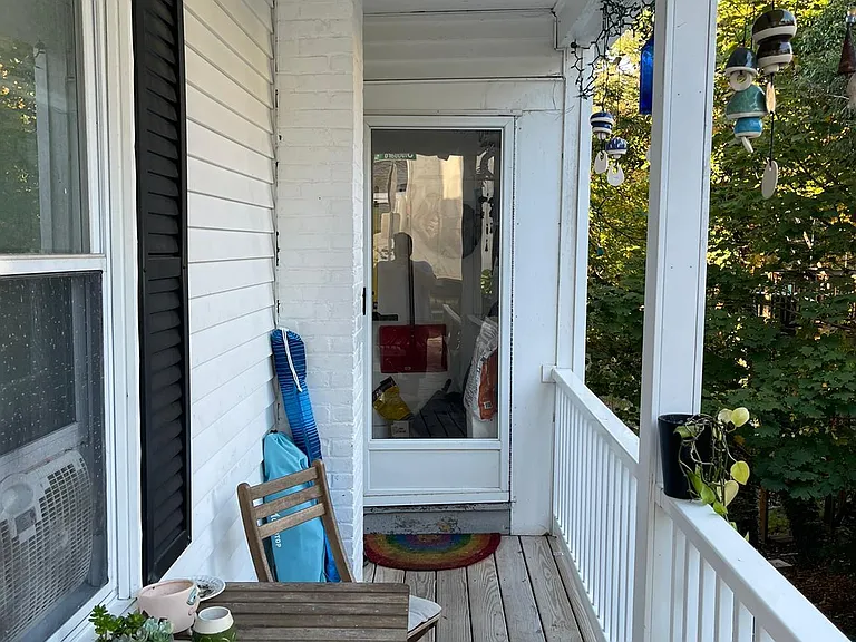 47 Russell St #1 — Photo 23