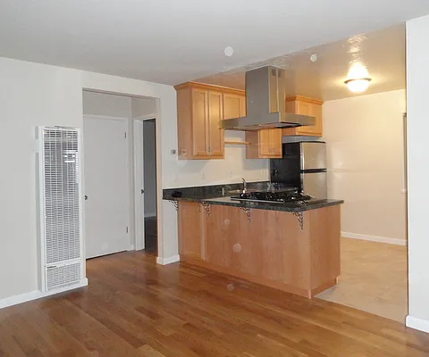 212 Belle Ave #1 — Photo 6