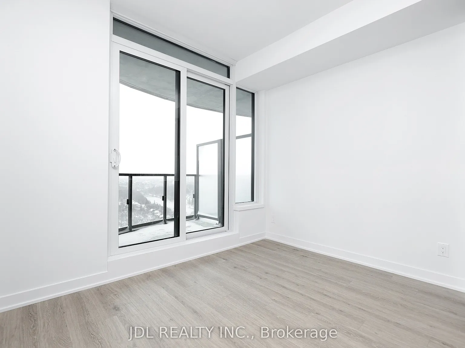 2 bed, $2,750 — Photo 2