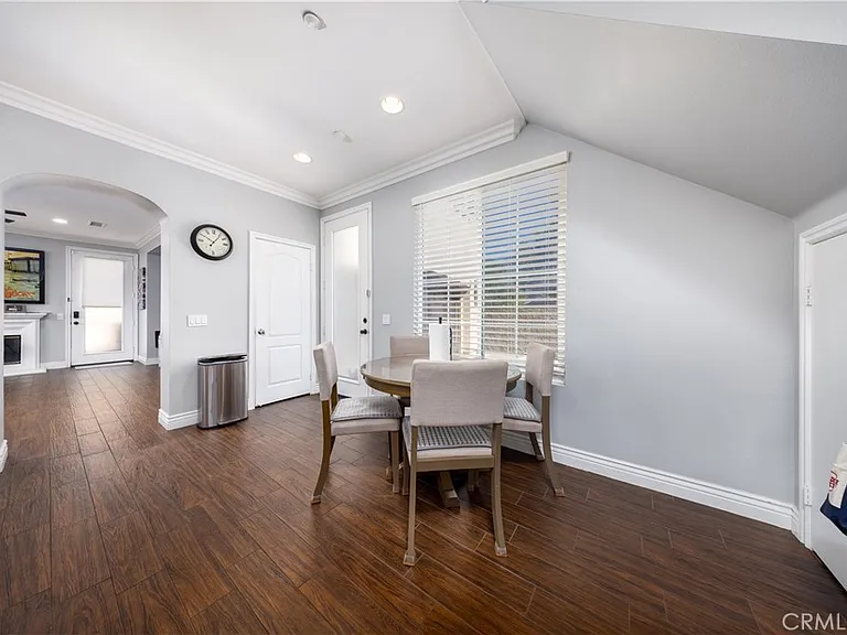 5457 Martingale Way — Photo 10