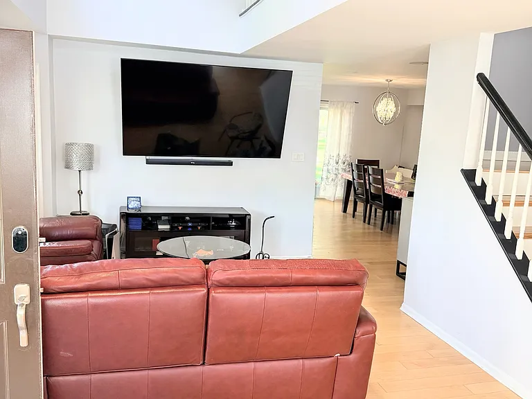 6 Heath Ct — Photo 6