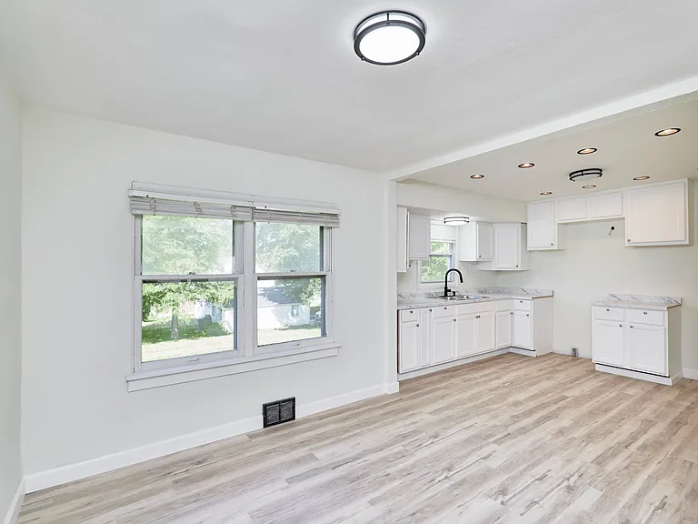 6009 Bermuda Dr — Photo 15