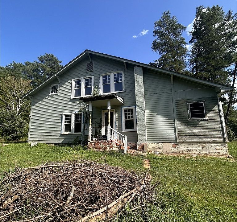 2nd image of 58 Sprott Center Dr