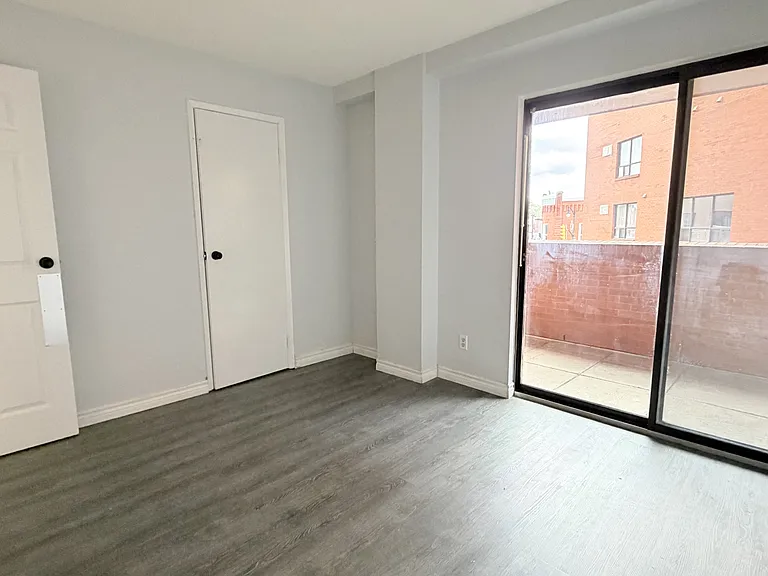10 Pearl St W #106 — Photo 19