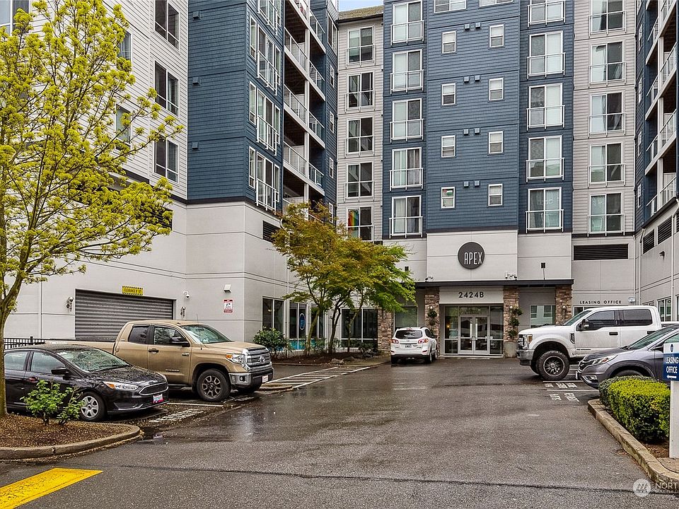 1st image of 2424 S 41st St APT 554B